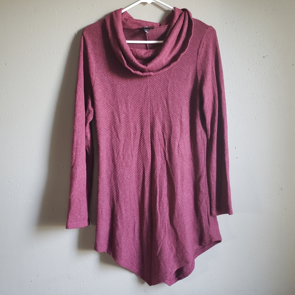 iZ Byer Knit Cowl Neck V Hem Long Sleeve Sweater Size Med Maroon Heather…